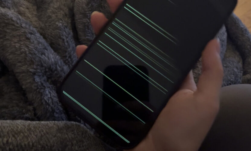 iphone 11 has vertical lines on screen